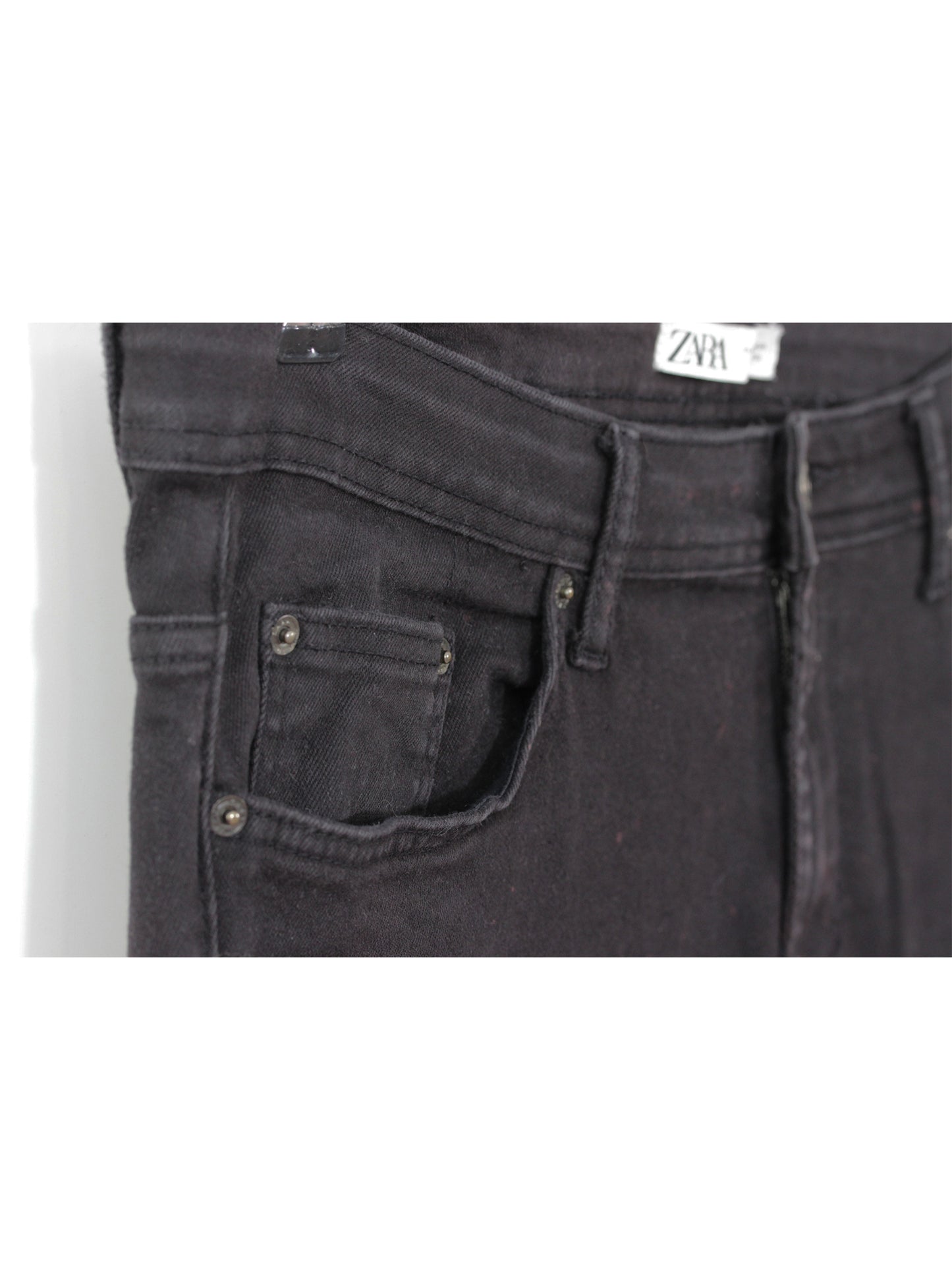 Jeans negro slim clásico tiro medio básico | Talla 44