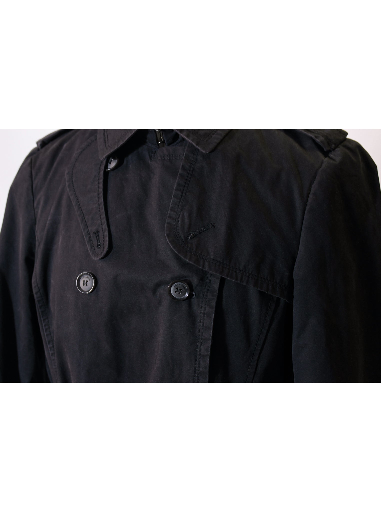 Trench coat negro con cinturón y forro desmontable | Talla S
