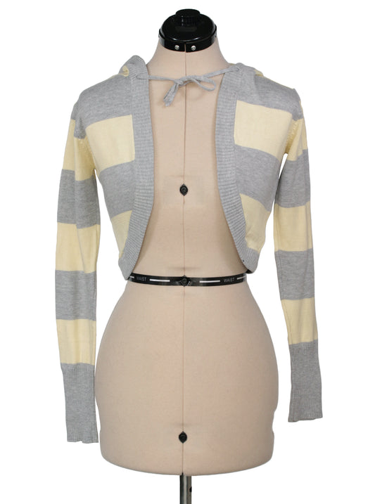 Cardigan corto con capucha y amarra frontal | Talla S