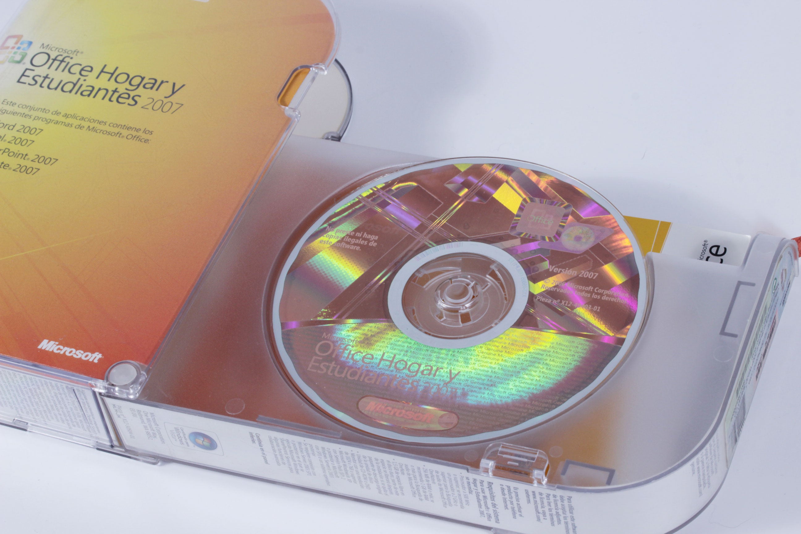 Microsoft Office Hogar y Estudiantes 2007 (CD original)