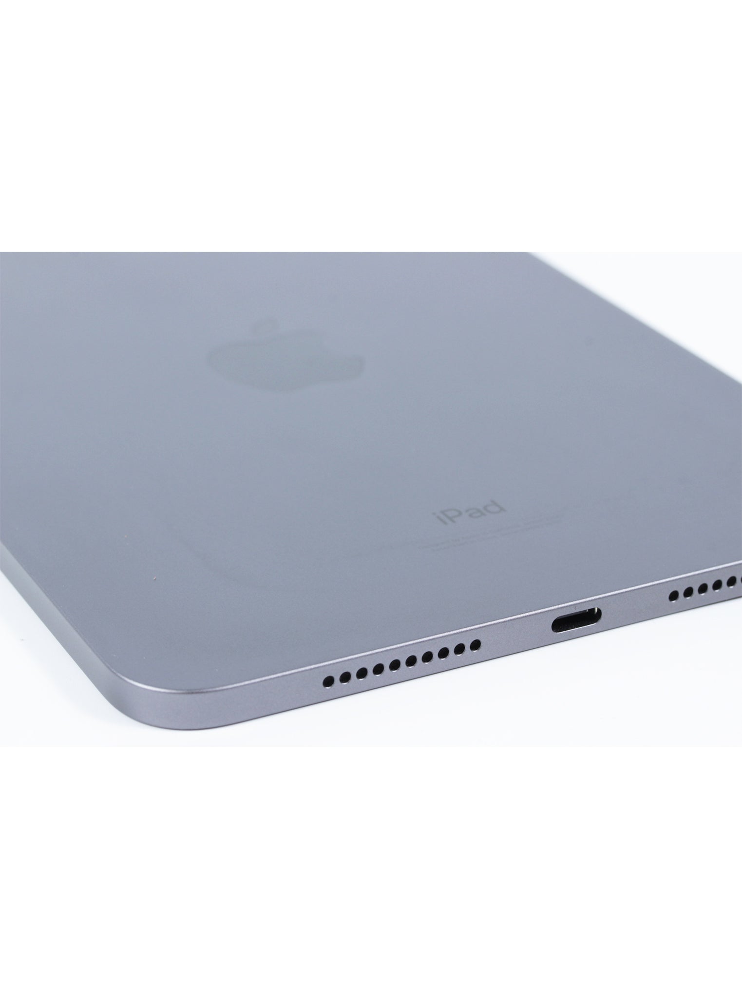 iPad Apple modelo A2567 con funda
