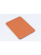iPad Apple modelo A2567 con funda