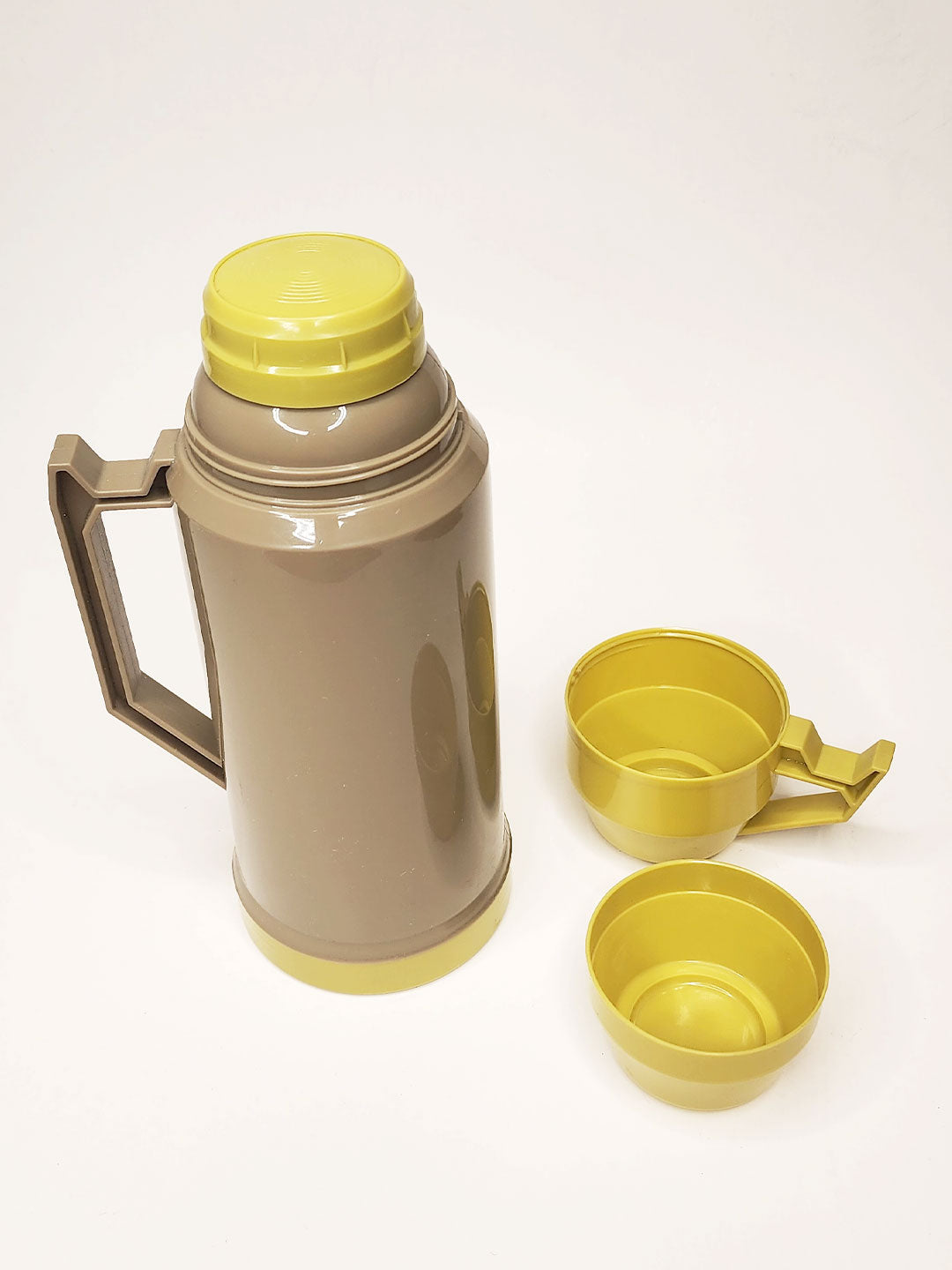 Termo Mega con taza y asa lateral