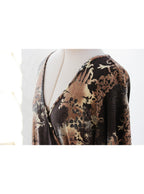 Blusa cruzada estampado ornamental | Talla XL