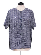 Blusa estampado geométrico botones | Talla L