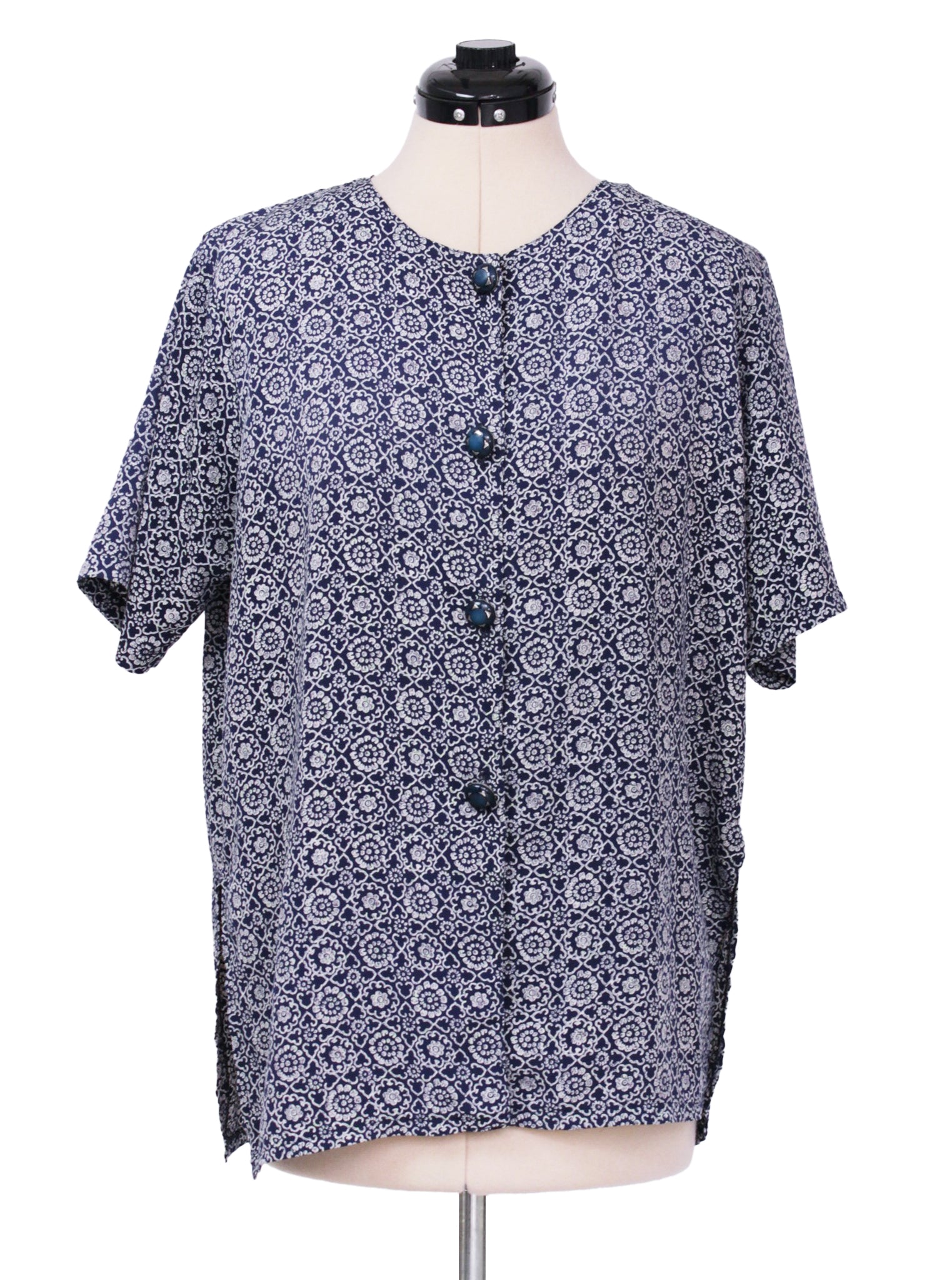 Blusa estampado geométrico botones | Talla L