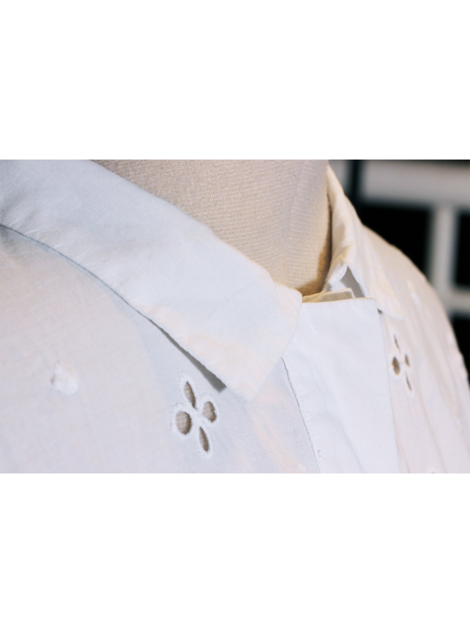 Blusa blanca calada de corte holgado | Talla S