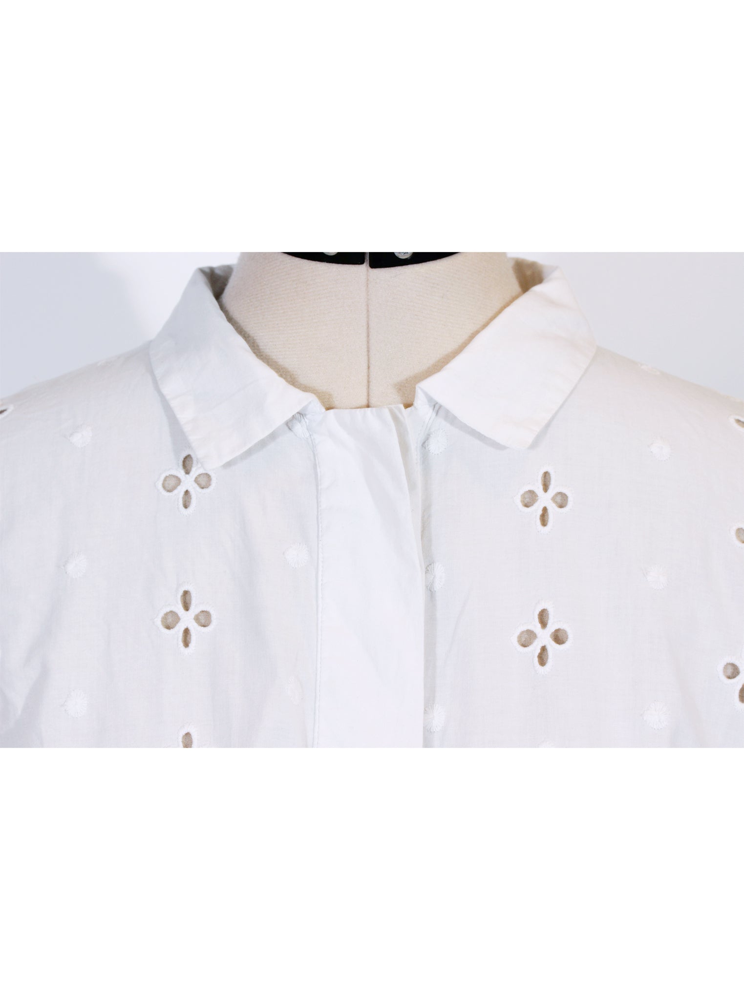 Blusa blanca calada de corte holgado | Talla S