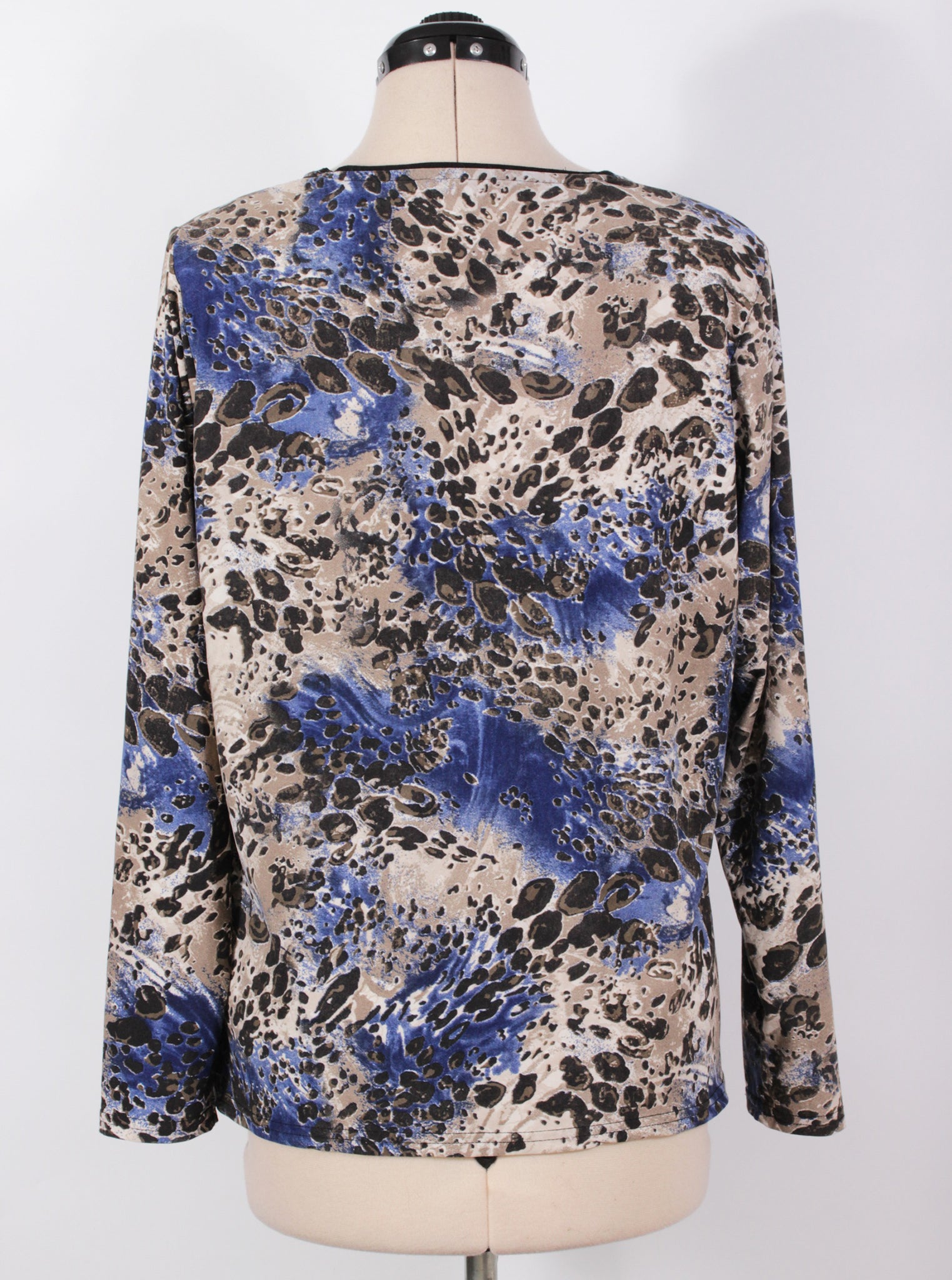 Polera elasticada estampada con hombreras Adolfo | Talla L