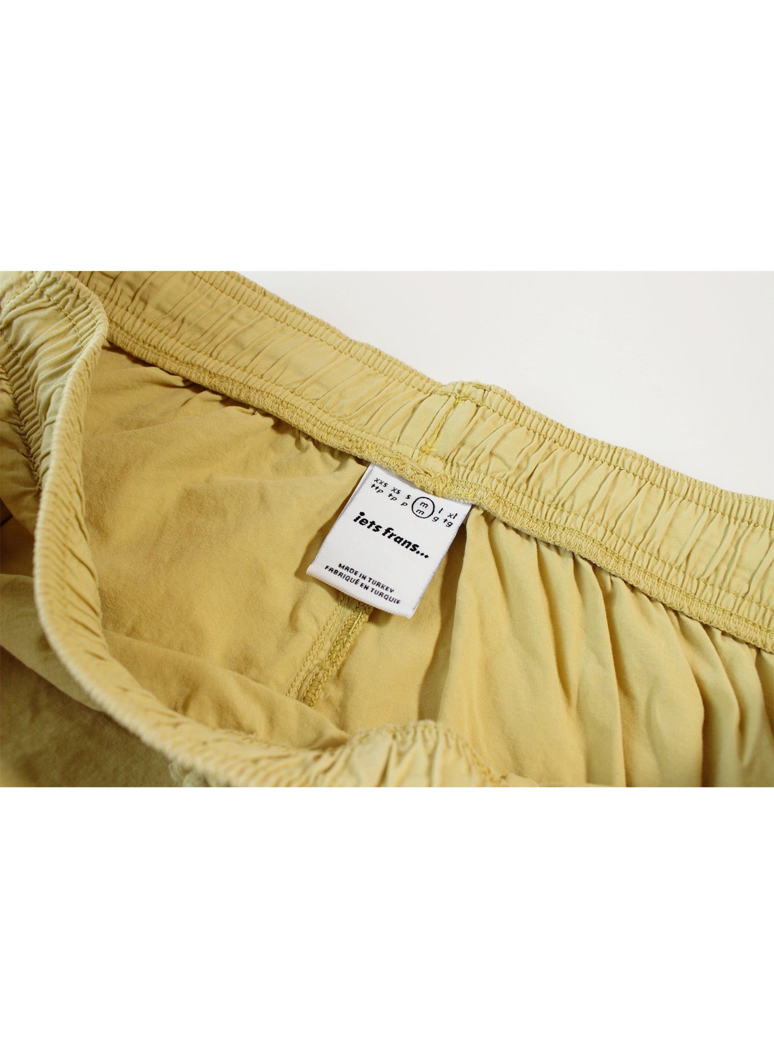 Short ligero pretina elasticada cordón frontal | Talla M
