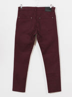 Jeans burdeo slim fit tiro medio clásico | Talla 44