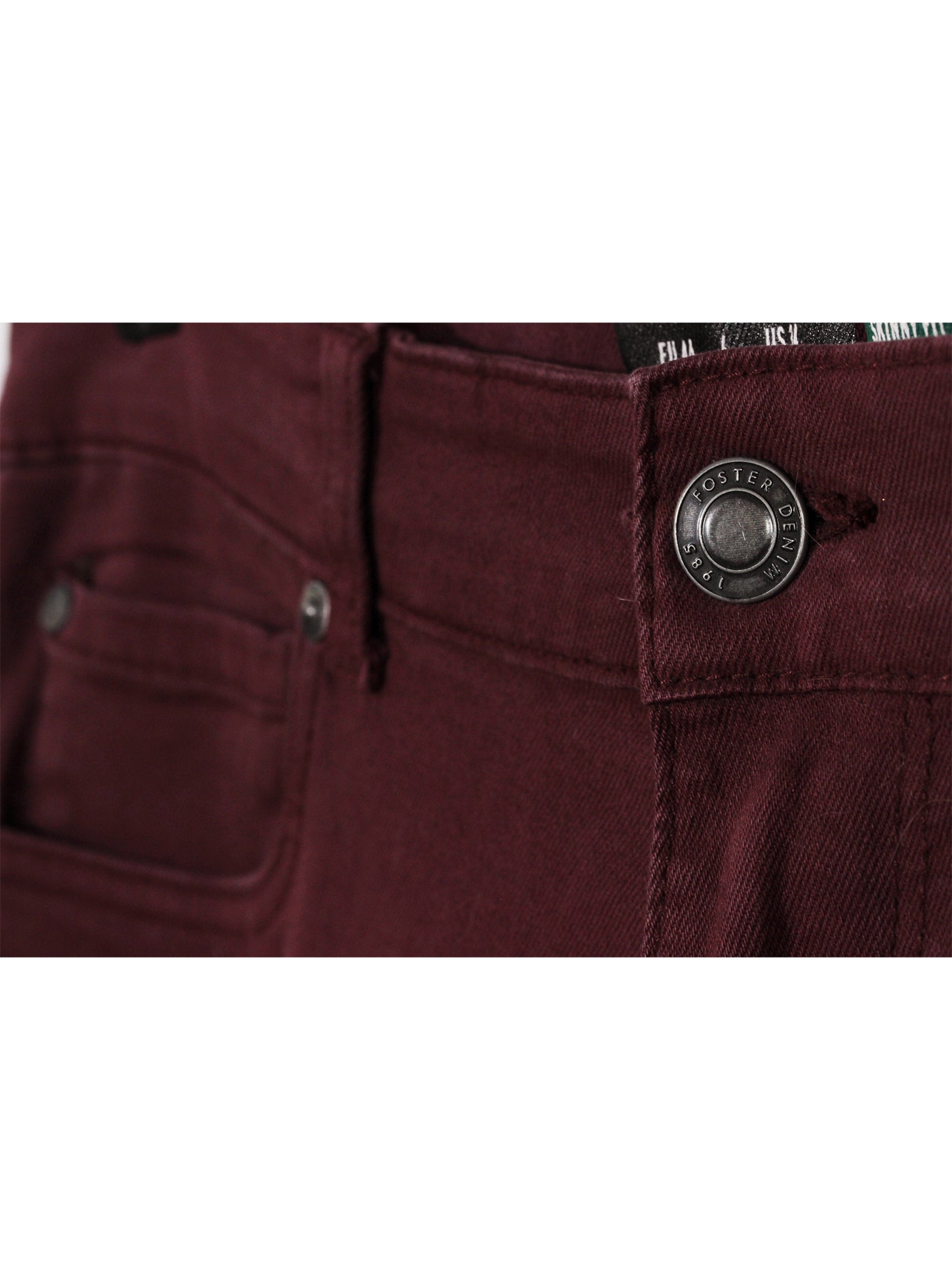 Jeans burdeo slim fit tiro medio clásico | Talla 44