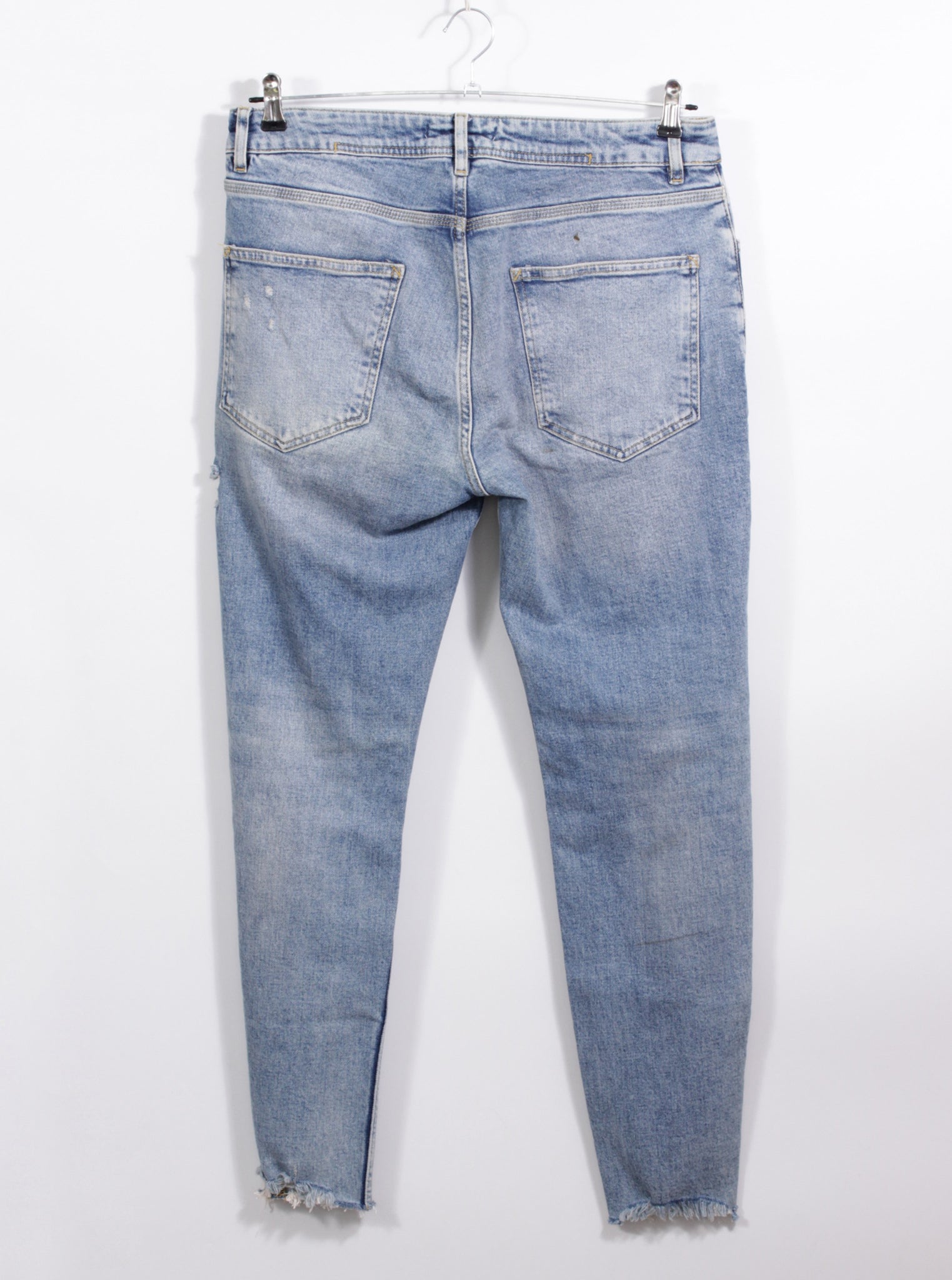 Pantalón denim básico versátil uso diario | Talla 44