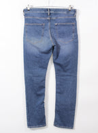 Pantalón denim regular fit clásico lavado medio | Talla 34/32