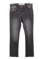 Pantalón denim slim fit oscuro estructura limpia | Talla 46