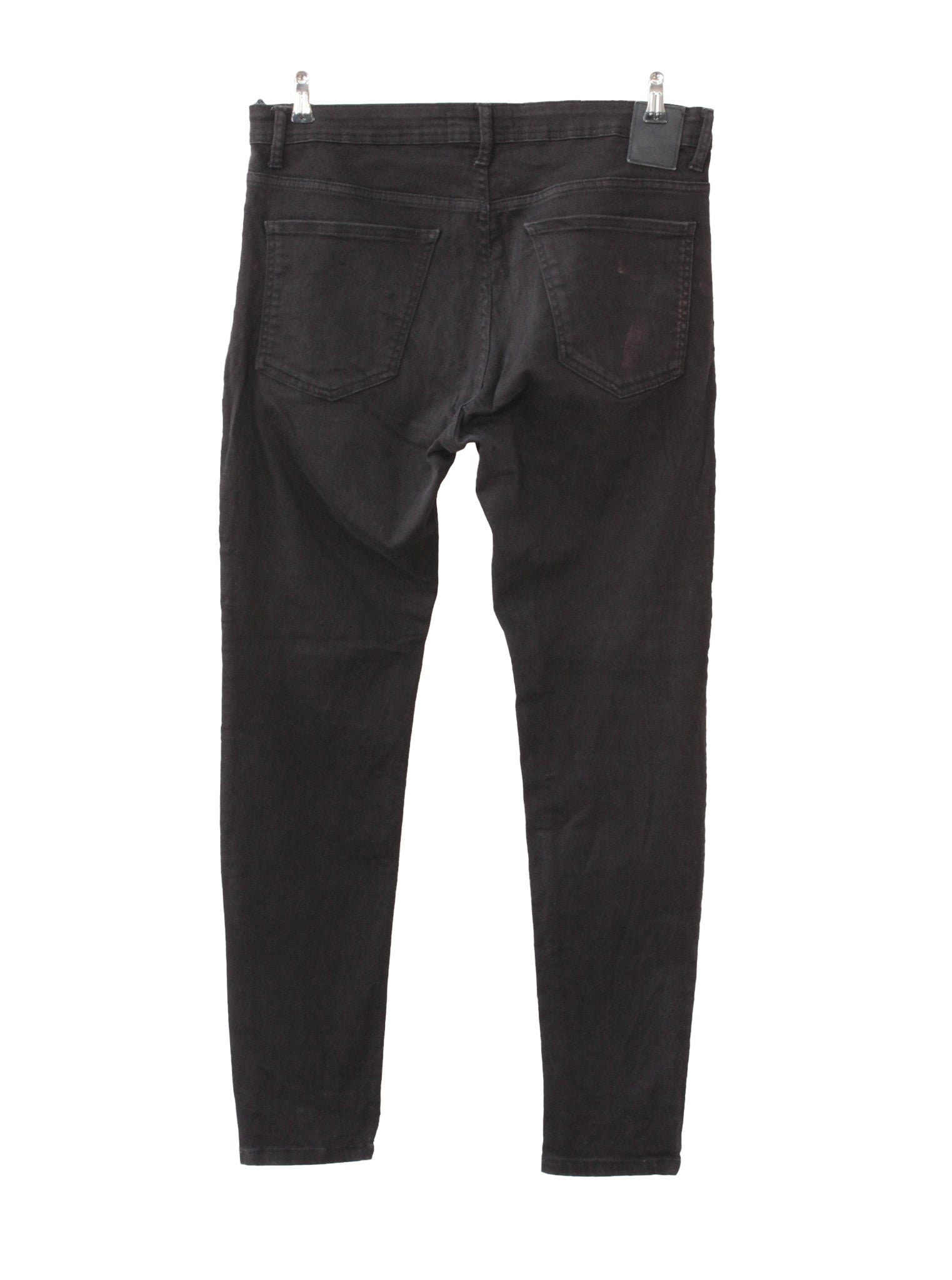 Jeans negro slim clásico tiro medio básico | Talla 44