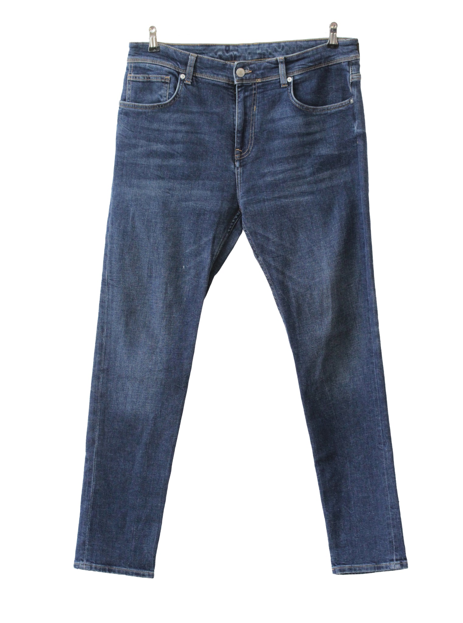 Jeans azul lavado recto tiro medio clásico | Talla 44