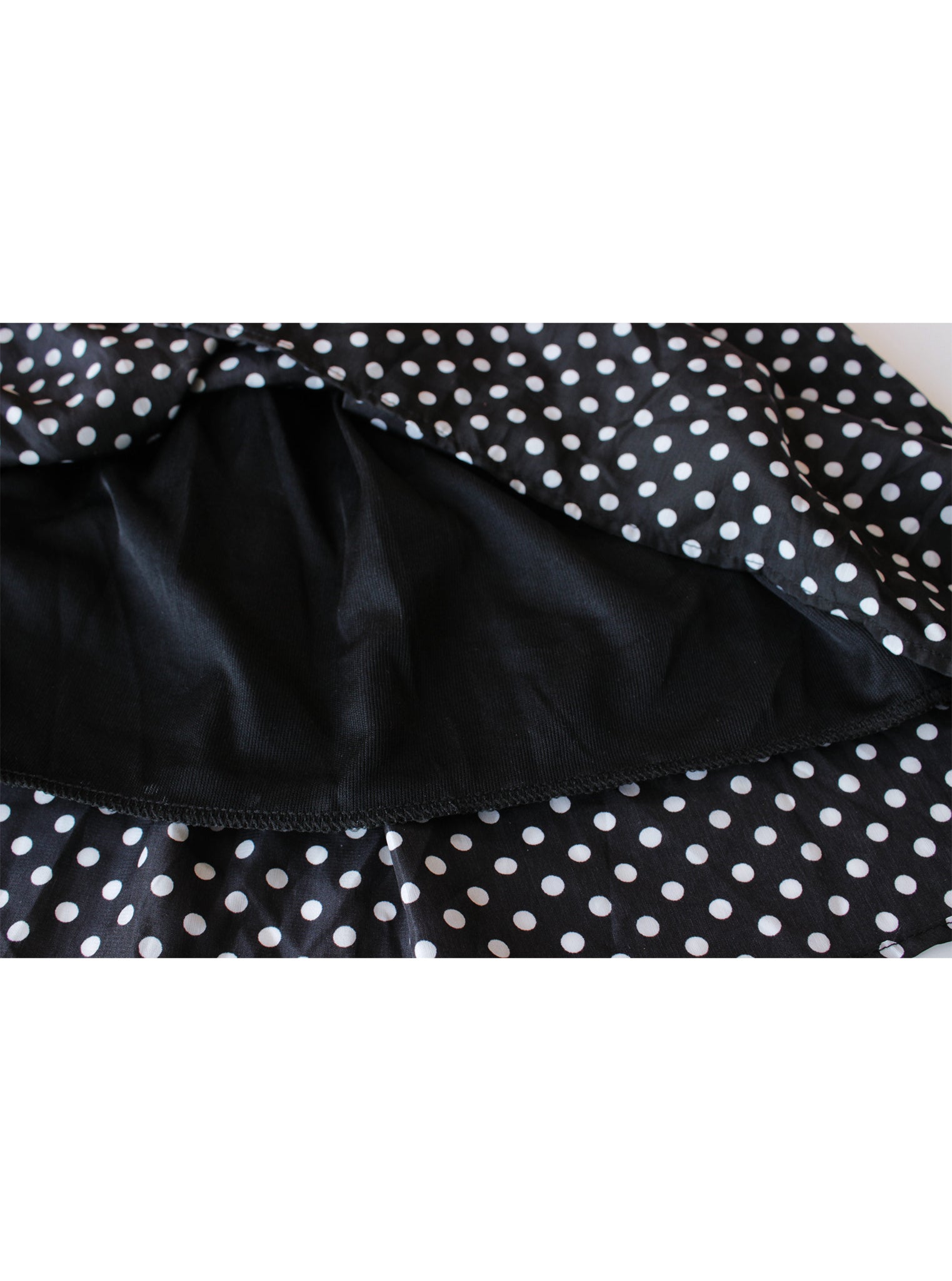 Falda corta liviana con pretina elástica y forro interior | Talla S-M