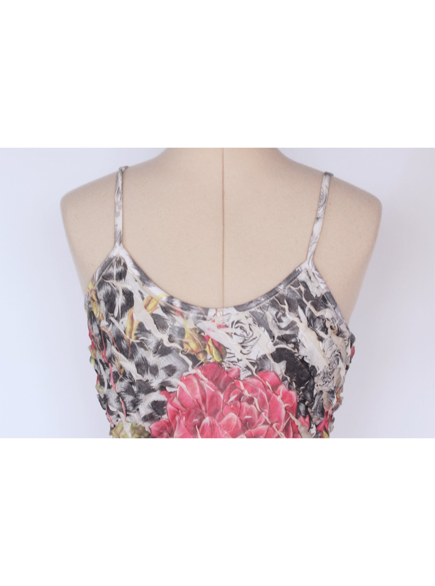 Vestido ajustado y estampado floral | Talla S