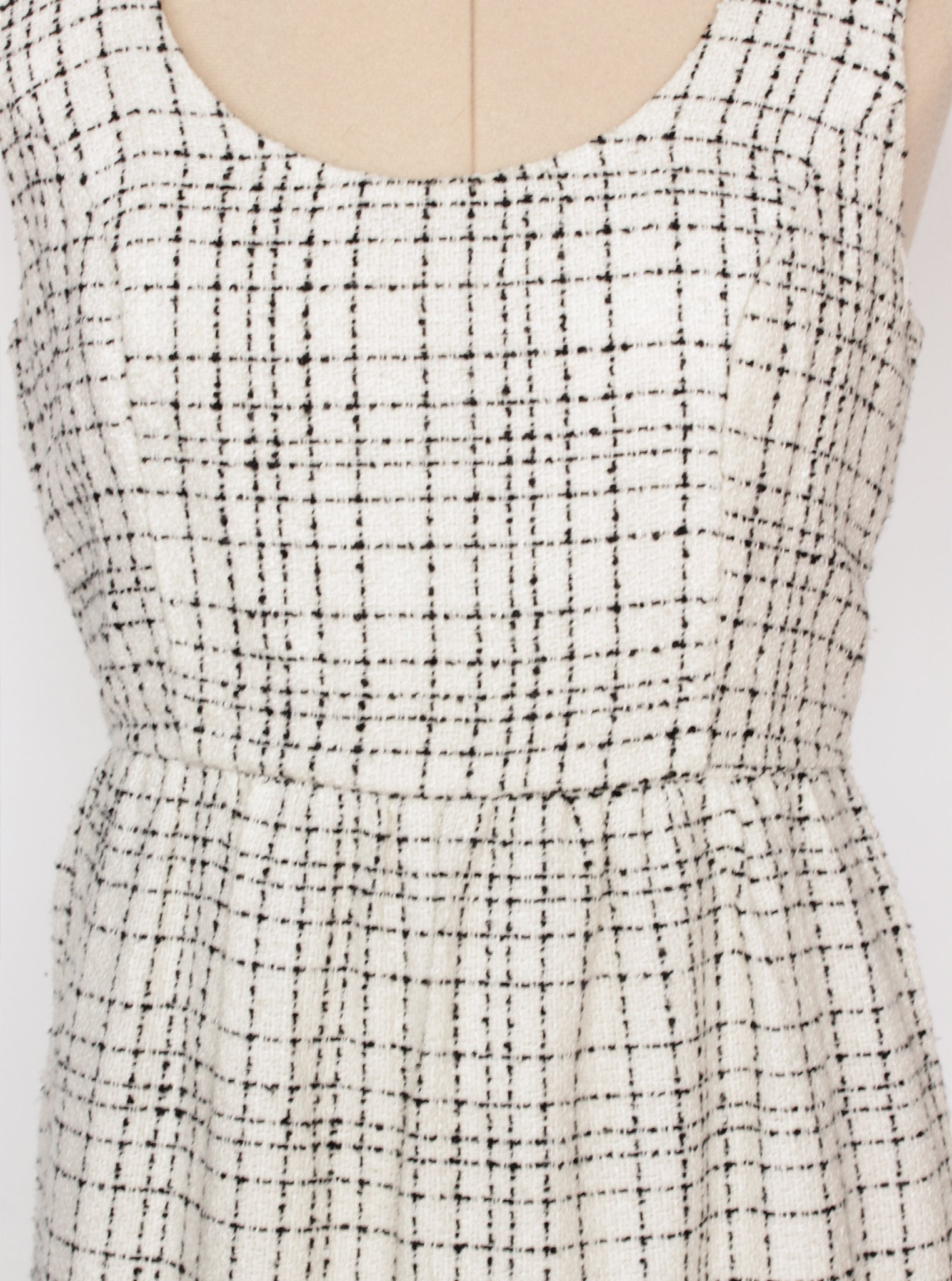 Vestido Corto Cuadro Texturado | Talla L