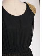 Vestido largo traslúcida con brillo y hombreras doradas | Talla L