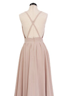 Vestido largo con escote profundo y falda fluida | Talla M