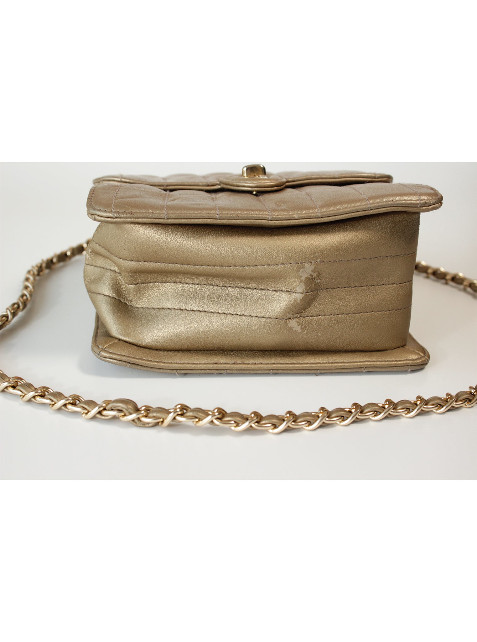 Cartera acolchada cadena metálica broche giratorio