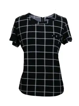 Polera negra a cuadros