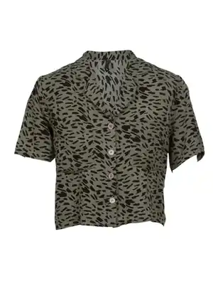 Camisa corta verde animal print