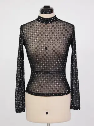 Blusa translúcida de manga larga