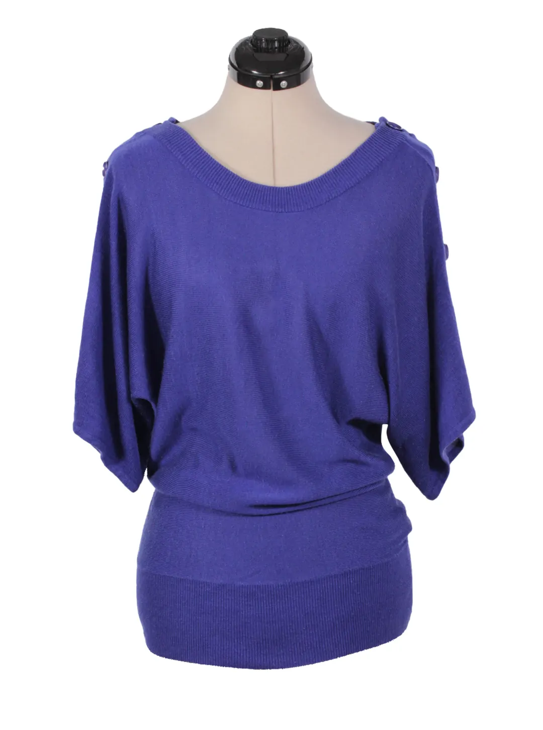 Polera tejida con botones