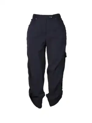 Pantalón cargo capri negro elasticado