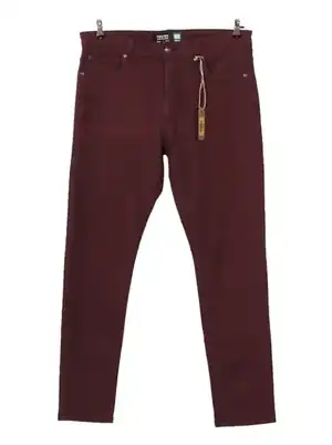Jeans burdeo slim fit tiro medio clásico